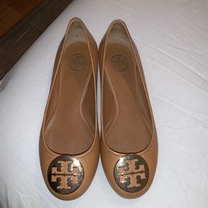 Tory Burch flats - size 7. Only worn once!
